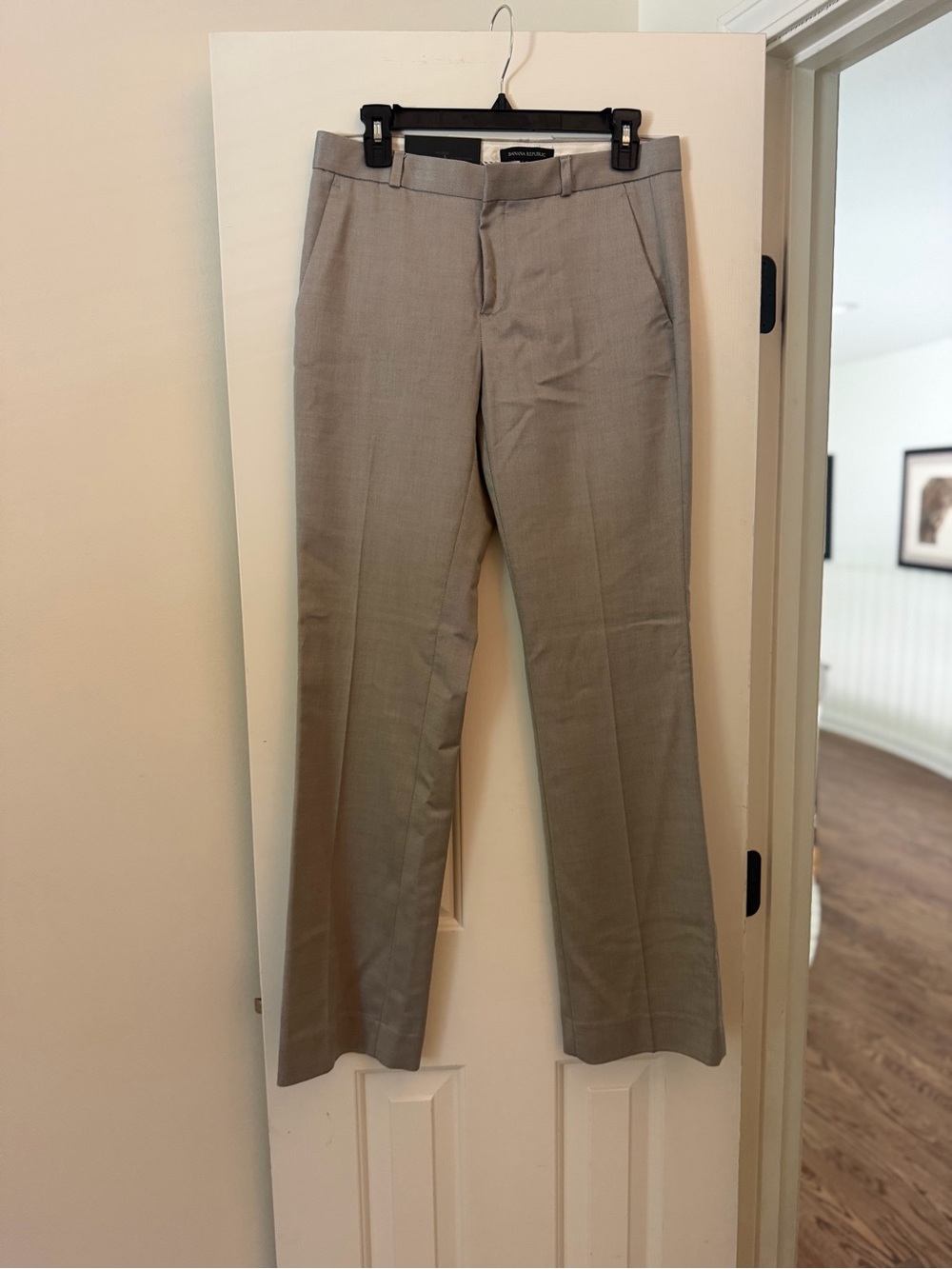 Banana Republic Straight Leg Dress Pants in Light Gray